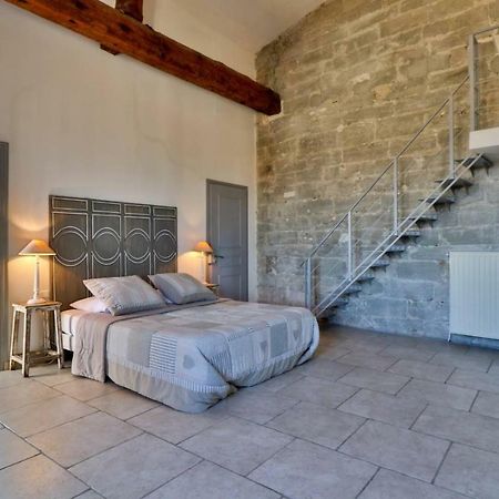 Bed and Breakfast Le Posterlon Caumont-sur-Durance Exteriér fotografie