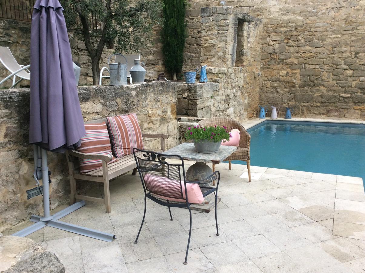 Bed and Breakfast Le Posterlon Caumont-sur-Durance Exteriér fotografie